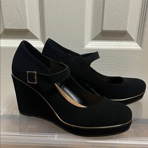 Elegant Black Wedge Mary Jane Shoes